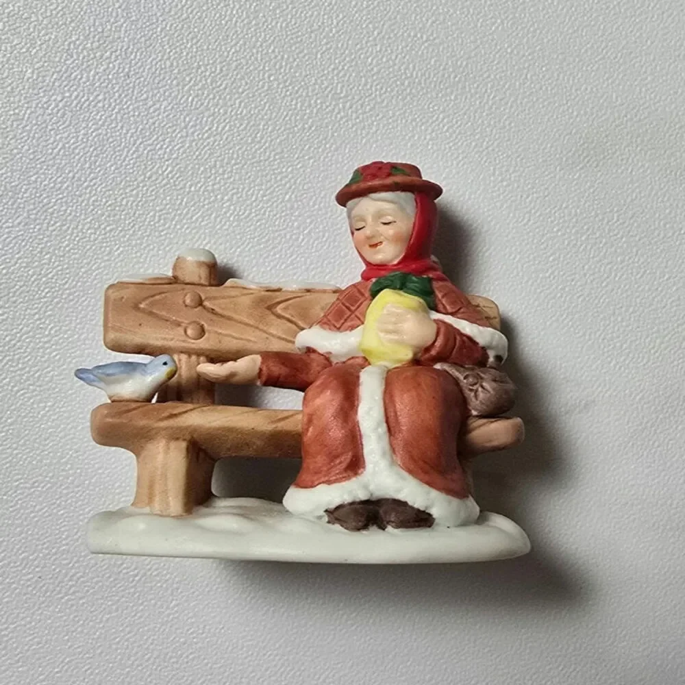 1991 1987 Lot of 10 Lefton Colonial Village Christmas Figurines